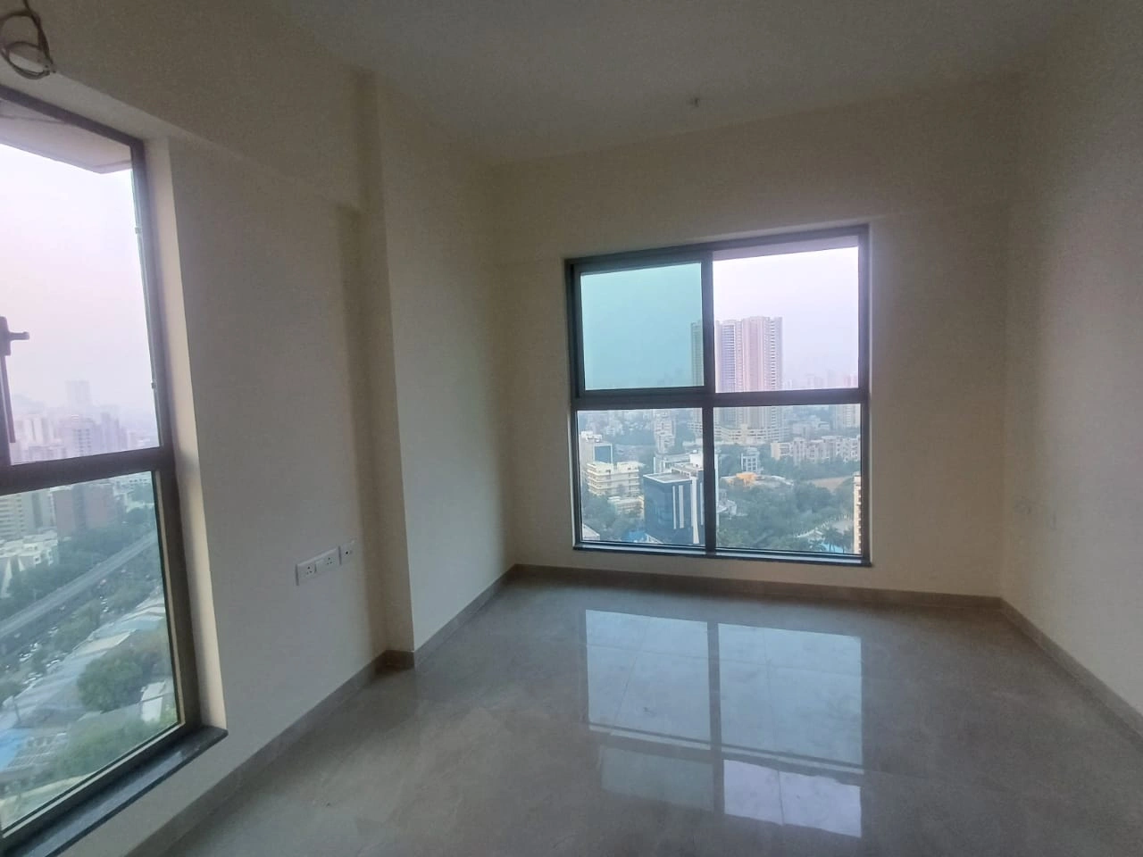1 BHK Flat for Rent in Sheth irene, Malad West